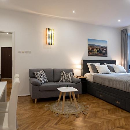 Like Home Zagreb Apartment Dış mekan fotoğraf